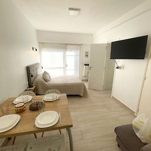 Monoambiente zona Guemes/Paseo Aldrey